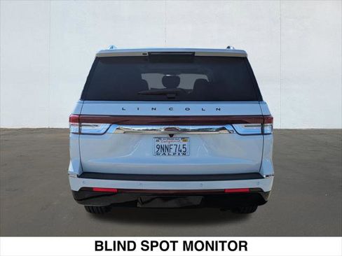 Used 2024 Lincoln Navigator Black Label image 4