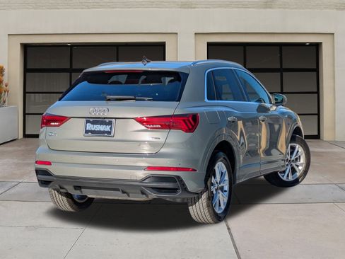 Used 2023 Audi Q3 2.0T Premium w/ Convenience Package image 4