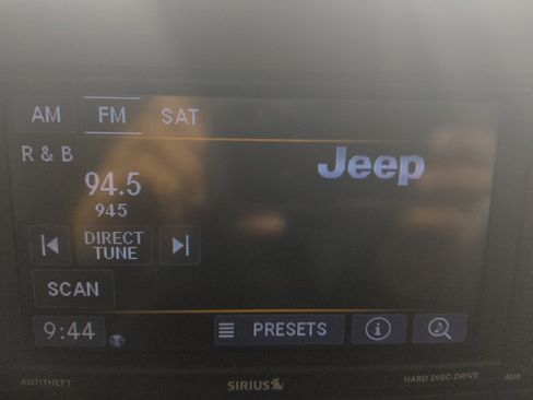 Used 2017 Jeep Wrangler Unlimited Sport image 25