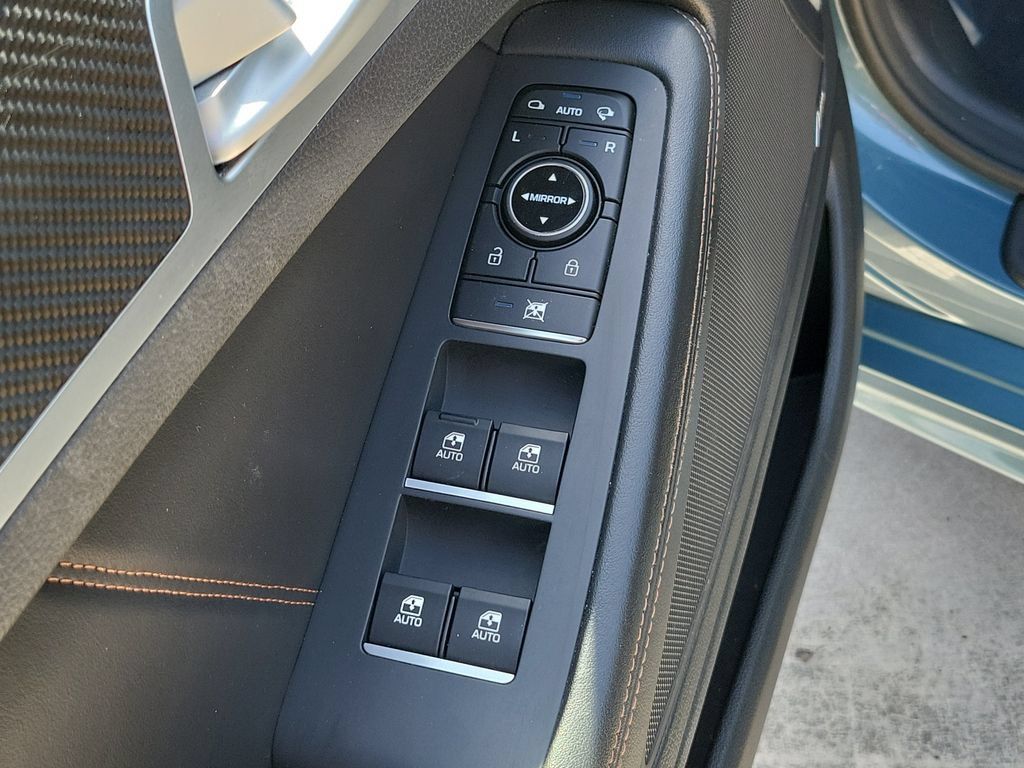 Used 2018 Genesis G80 3.3T Sport AWD/4WD image 23