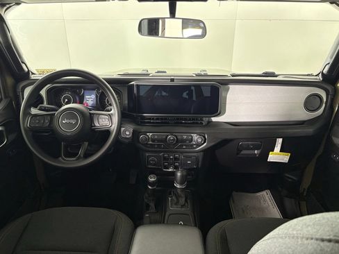 New 2026 Jeep Gladiator Sport AWD/4WD image 39