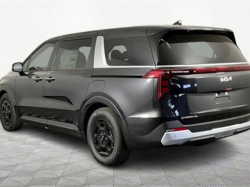 New 2026 Kia Carnival image 4