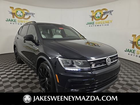 Used 2021 Volkswagen Tiguan SE R-Line image 1