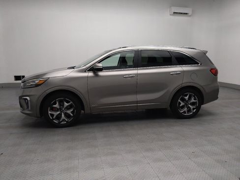 Used 2019 Kia Sorento SX w/ SX Touring Package image 2