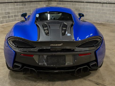 Used 2019 McLaren 570S Coupe RWD image 12