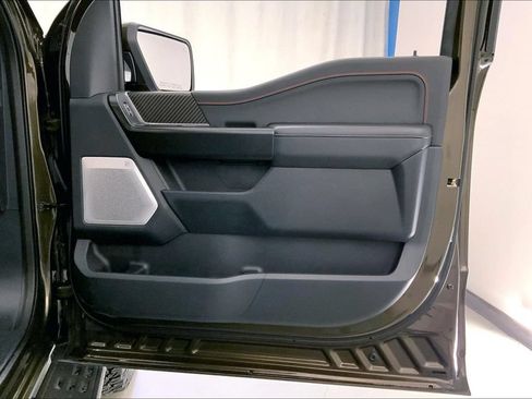Used 2025 Ford F150 Raptor AWD/4WD image 25