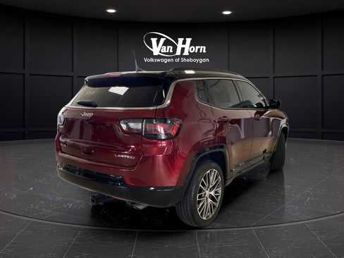 Used 2022 Jeep Compass Limited w/ Elite Group AWD/4WD image 7