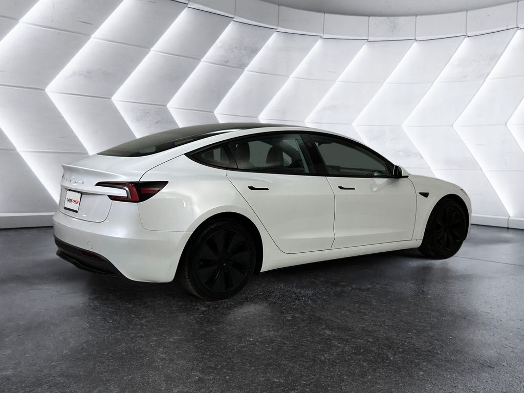 Used 2024 Tesla Model 3 Standard Range RWD image 4