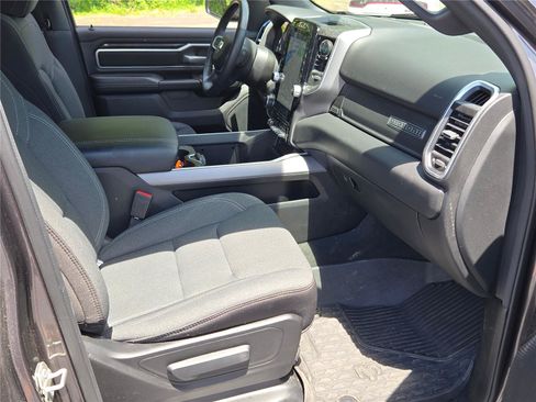 Used 2023 RAM 1500 Big Horn AWD/4WD image 5