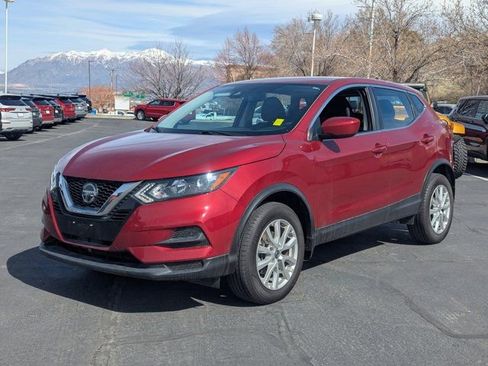 Used 2022 Nissan Rogue Sport S image 8