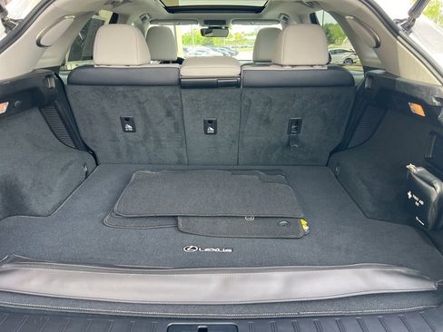 Used 2019 Lexus RX 450h AWD image 28
