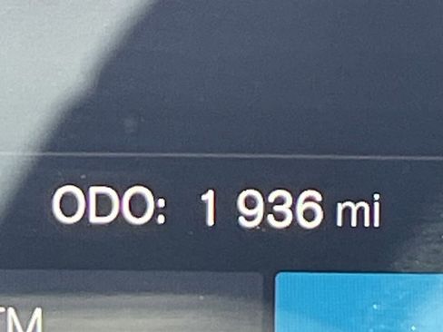 Used 2023 Volvo XC60 B6 Ultimate w/ Climate Package image 33