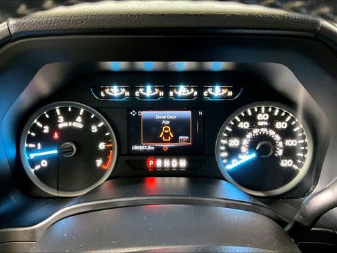 Used 2018 Ford F150 XLT w/ Equipment Group 302A Luxury AWD/4WD image 16