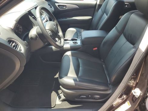 Used 2019 Nissan Pathfinder SL AWD/4WD image 27