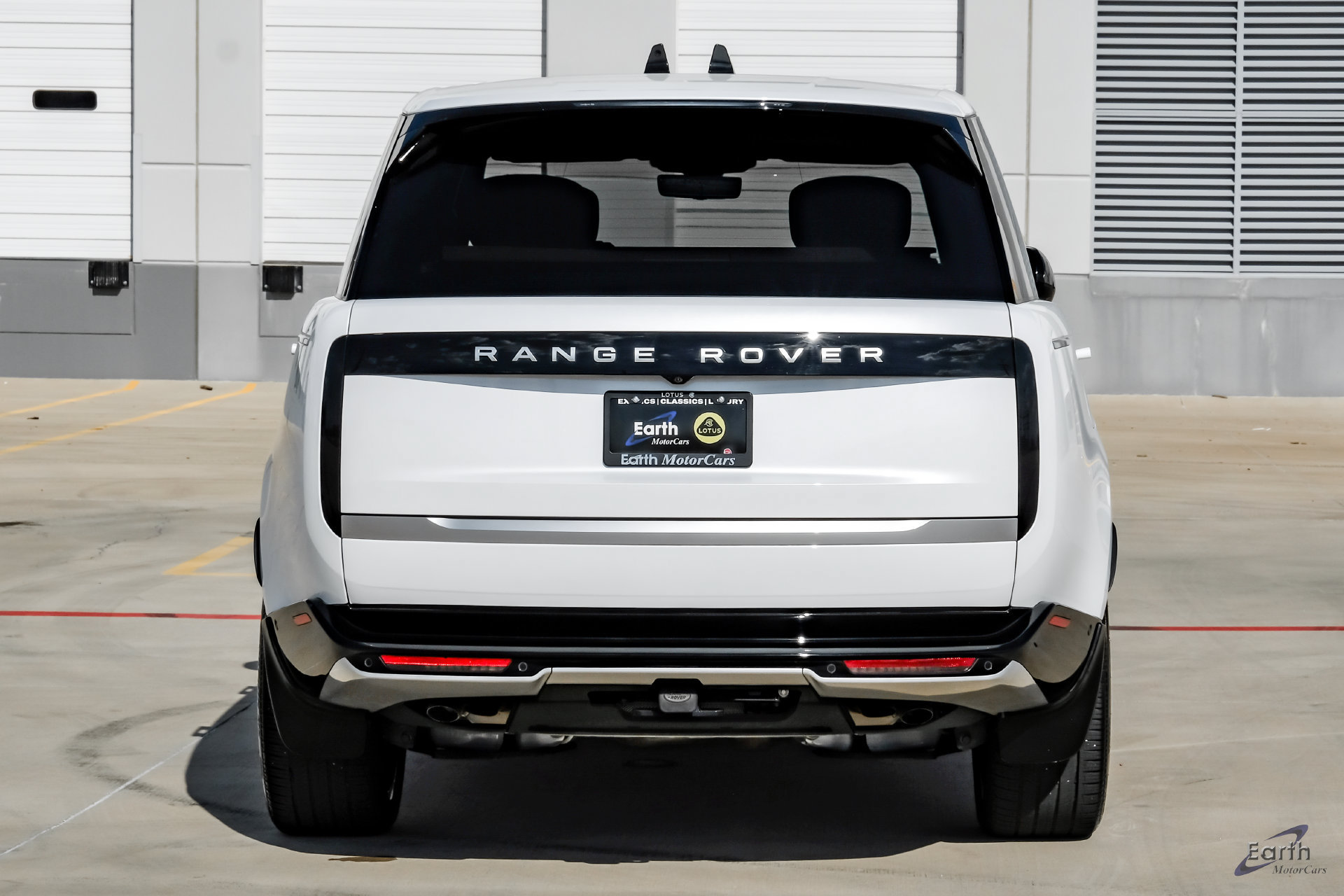 Used 2025 Land Rover Range Rover Autobiography AWD/4WD image 10