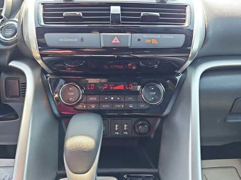 Used 2024 Mitsubishi Eclipse Cross SEL AWD/4WD image 25