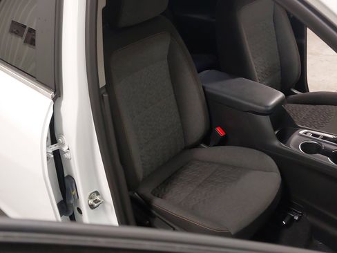 Used 2024 Chevrolet Equinox LT AWD/4WD image 28