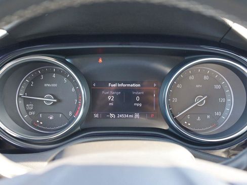 Used 2022 Buick Encore GX Select image 16