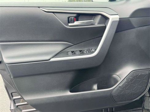 Certified 2025 Toyota RAV4 XLE w/ Convenience Package image 16