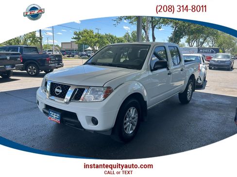 Used 2017 Nissan Frontier SV AWD/4WD image 1