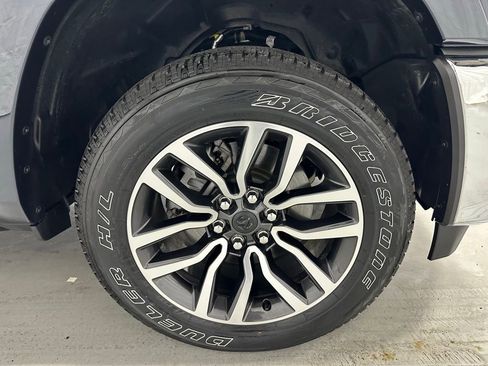 Used 2026 RAM 1500 Limited AWD/4WD image 61