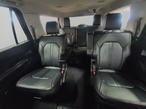Used 2021 Ford Expedition Max Platinum AWD/4WD image 13