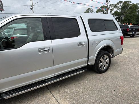 Used 2018 Ford F150 Lariat w/ Equipment Group 502A Luxury RWD image 5