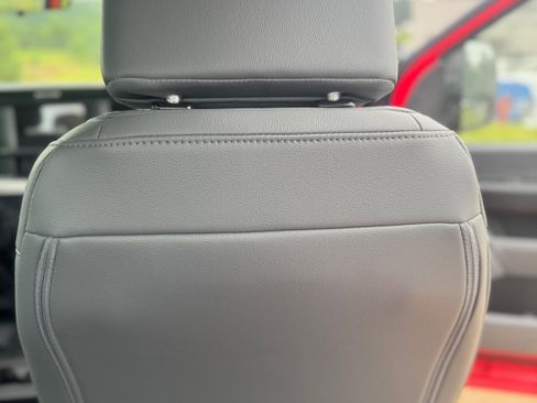 New 2025 Ford F550 4x4 Supercab Super Duty image 52