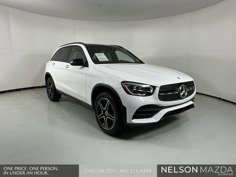 Used 2022 Mercedes-Benz GLC 300 4MATIC image 1