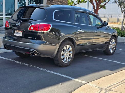 Used 2012 Buick Enclave Premium FWD image 4
