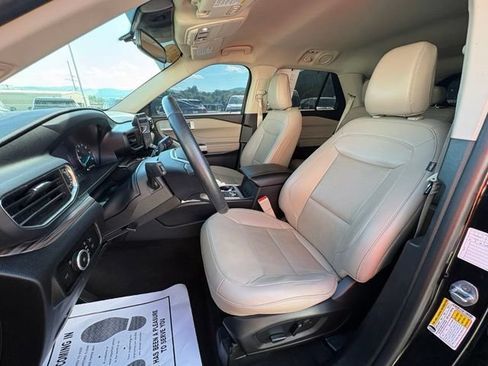 Used 2024 Ford Explorer Limited AWD/4WD image 27