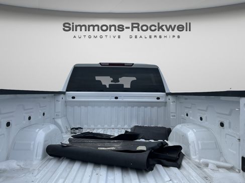 Used 2022 GMC Sierra 1500 Pro w/ Pro Value Package image 9