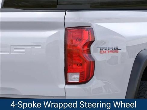 New 2026 Chevrolet Colorado Trail Boss AWD/4WD image 12