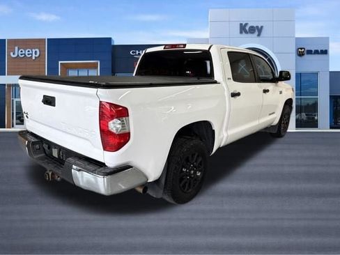 Used 2020 Toyota Tundra SR5 AWD/4WD image 7
