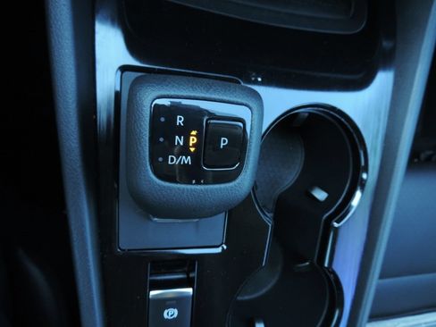 Used 2024 Nissan Rogue SV w/ SV Premium Package FWD image 26