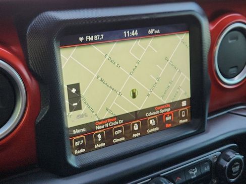 Used 2018 Jeep Wrangler Unlimited Rubicon AWD/4WD image 25