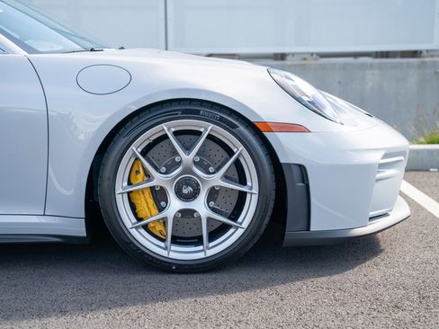 New 2026 Porsche 911 GT3 image 9