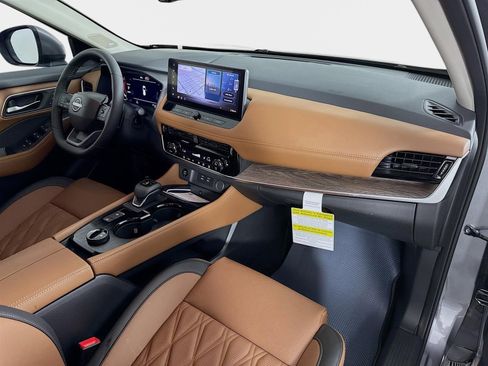 New 2026 Nissan Rogue Platinum image 30