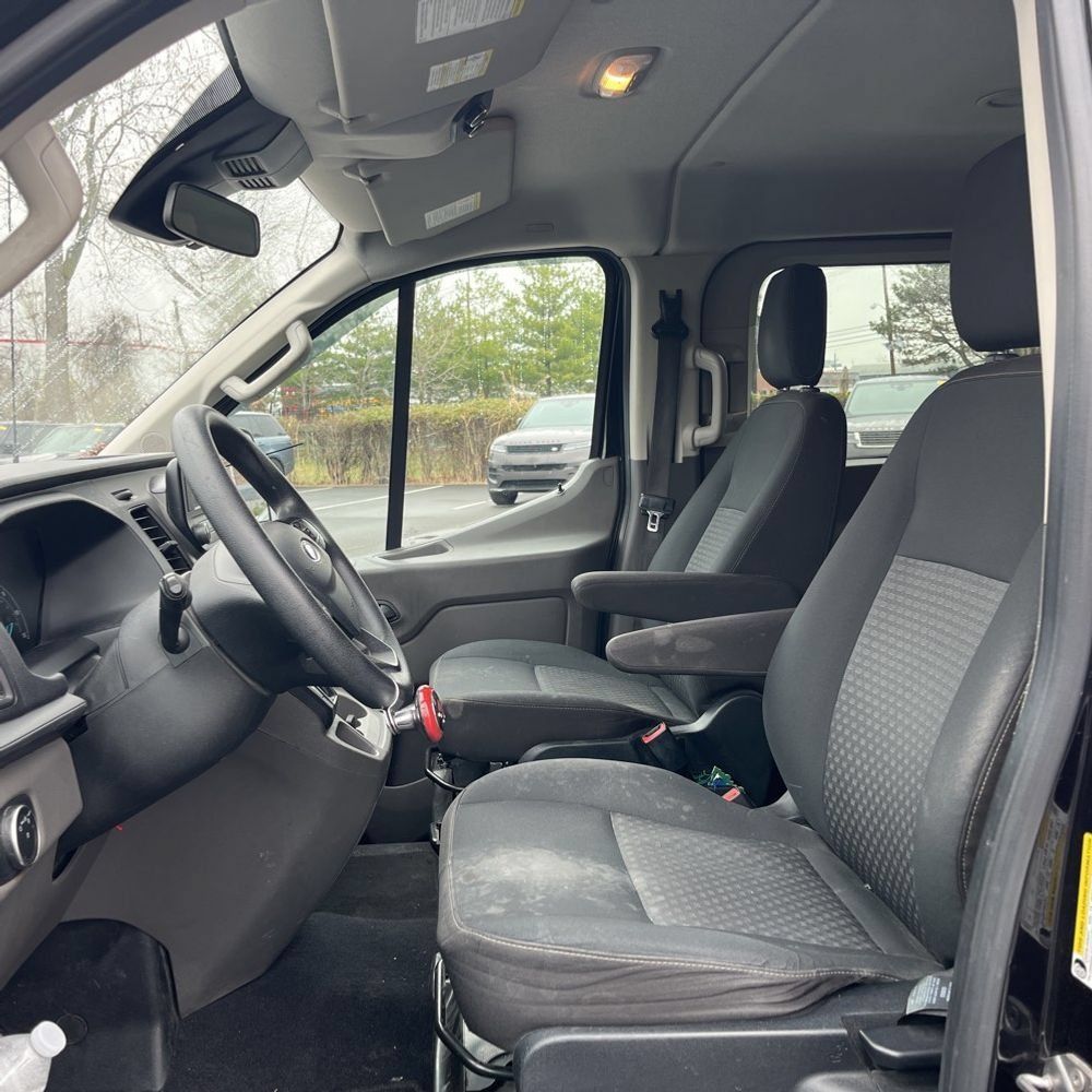 Used 2020 Ford Transit 350 XLT RWD image 5