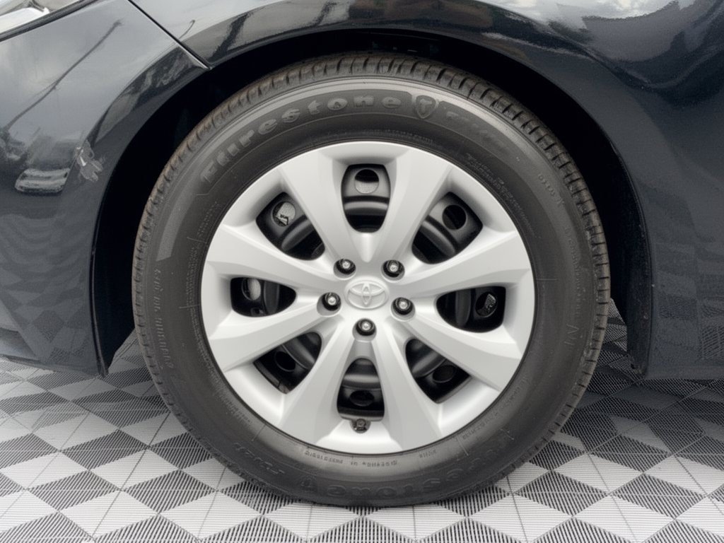 Used 2026 Toyota Corolla LE FWD image 13