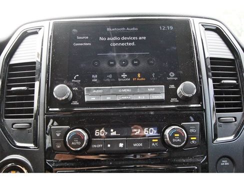 Used 2020 Nissan Titan PRO-4X w/ Pro-4x Convenience Package AWD/4WD image 21