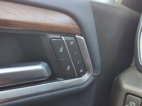 Used 2022 Chevrolet Silverado 1500 High Country w/ Max Trailering Package image 38