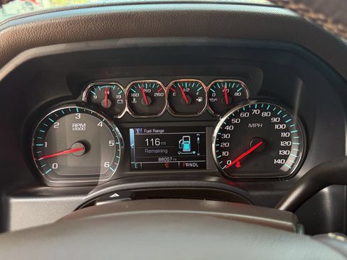 Used 2018 GMC Sierra 1500 SLT w/ Enhanced Driver Alert Package RWD image 17
