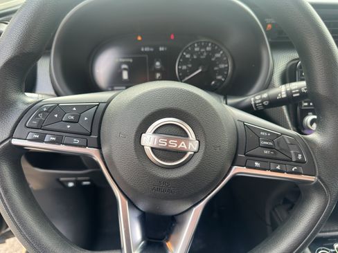 Used 2023 Nissan Kicks SV FWD image 16