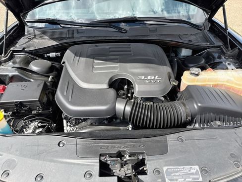 Used 2023 Dodge Charger SXT RWD image 29