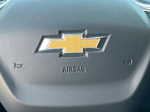 Used 2024 Chevrolet Traverse LT w/ Trailering Package AWD/4WD image 17