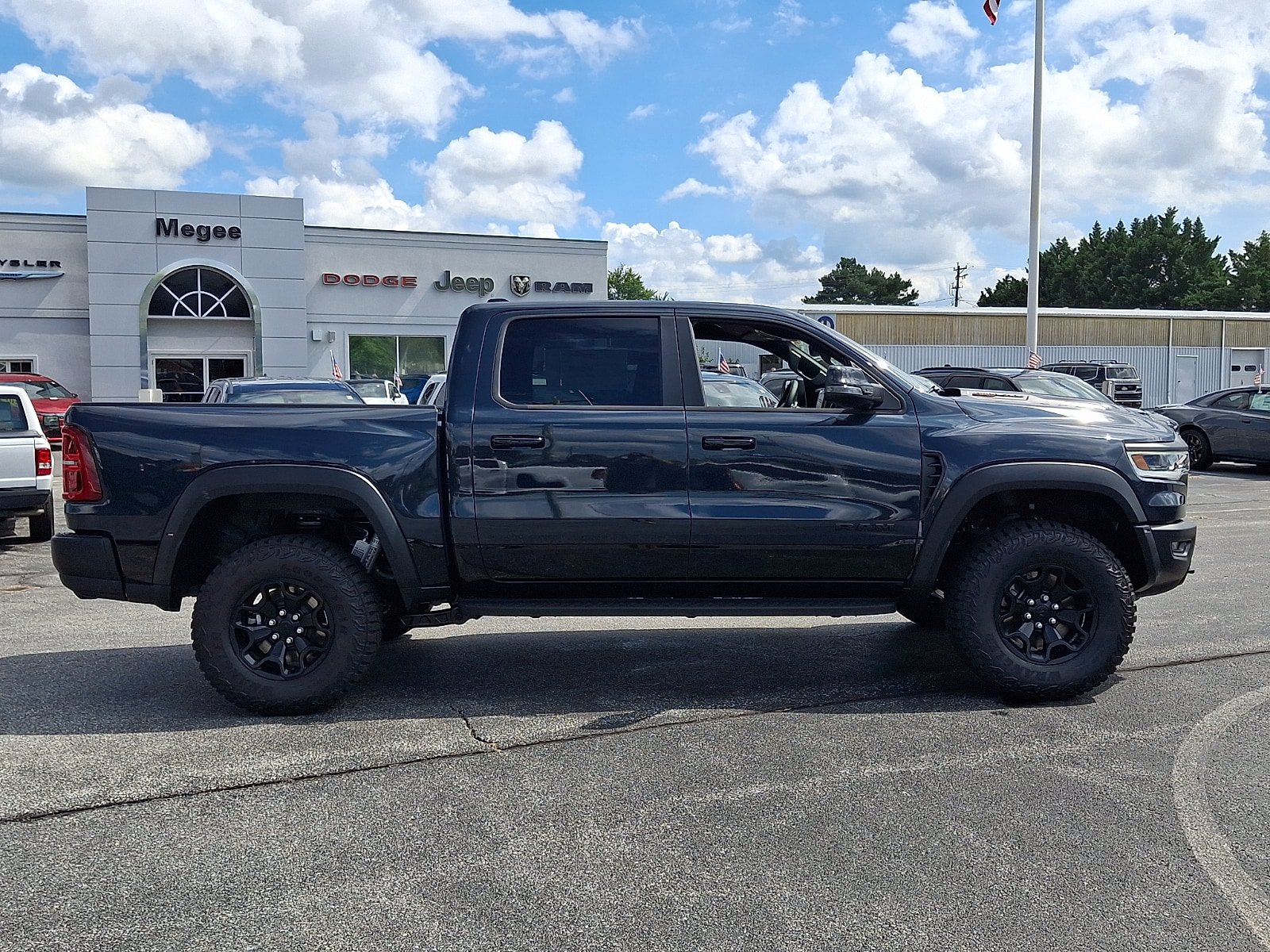 New 2026 RAM 1500 RHO AWD/4WD image 7