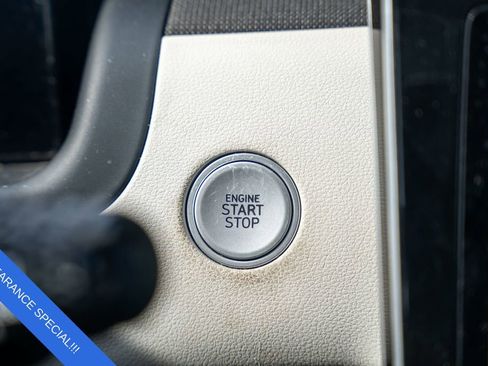 Used 2023 Hyundai Tucson Limited image 25