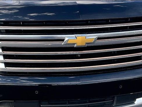 Used 2023 Chevrolet Tahoe High Country w/ Premium Package image 31