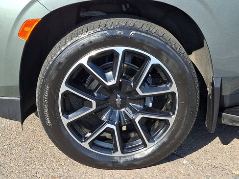 Used 2023 Chevrolet Tahoe RST AWD/4WD image 8